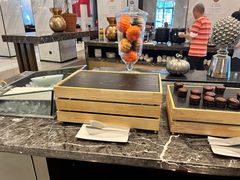 -上海虹桥西郊假日酒店