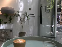 -Onirii Coffee(长乐路店)