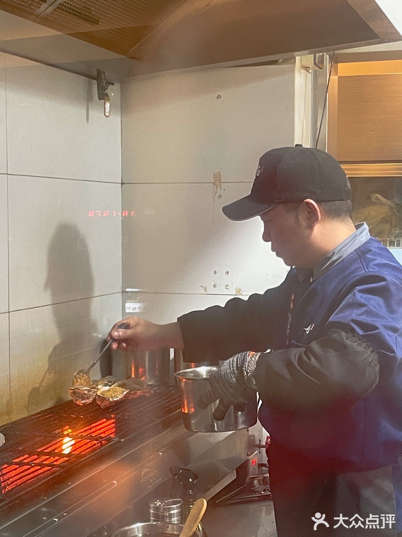 朋友诚不欺我！！这家烧烤店好吃到爆哭[流泪]