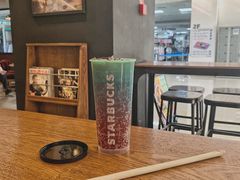 璃光石榴冷萃-星巴克(成都龙湖三千集店)