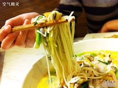 小黄鱼汤面-十面欢腾·海鲜面·台式Bistro(长乐路店)