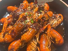 -巴厘龙虾·榜首油焖大虾(音乐学院·沿江酒馆店)