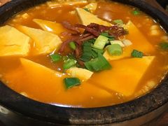 -云海肴·汽锅鸡·云南代表菜(天山百盛优客店)