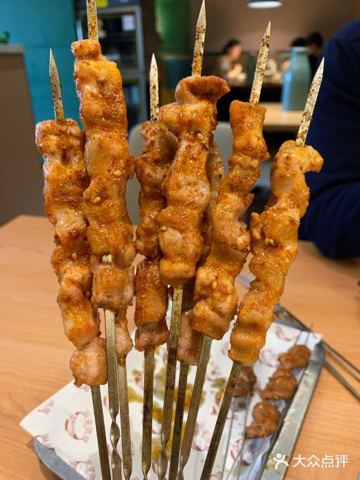 群姐面馆·海鲜烧烤(同安路二店)烤肉筋图片
