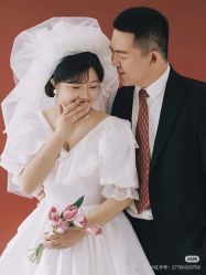 -喜爱高定婚纱摄影