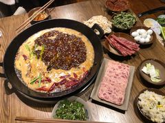 -周幺妹重庆老火锅(银泰城总店)