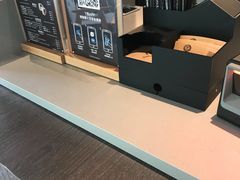 -瑞幸咖啡(怡富广场店)
