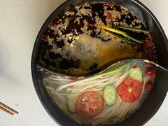 -钢管厂五区小郡肝串串香(滨江店)