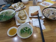 -小姜锅贴(凤凰街店)
