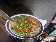 -云阿蛮云南生烫牛肉米线(奉贤路店)