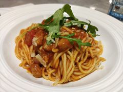 -必胜客(漕宝路店)