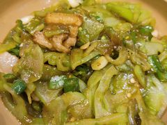 青番茄子-黄泥岗·地道湖北菜(奥特莱斯店)