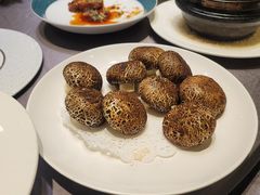 -骏莱海鲜鱼港(五角场店)