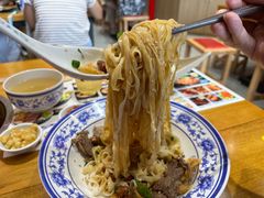 -甘掌门·化州驰名牛杂粉(越秀店)