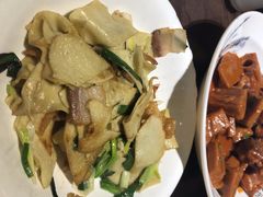 -刘胖子家常菜·蹄花焖藕(兴业店)