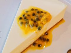 百香果经典芝士蛋糕-the rug 飞毯 (朝阳公园店)