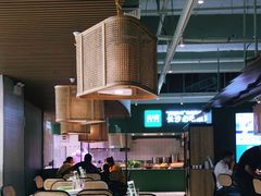 露天位-费大厨辣椒炒肉(高铁吾悦广场店)