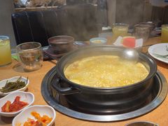 -一朵菌·野生菌探索家火锅(南亚店)