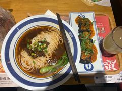 -霸蛮湖南菜·牛肉粉(荣京西街店)