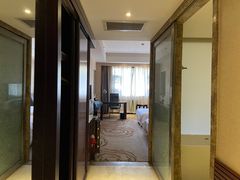 -陕西华浮宫酒店(未央湖公园店)