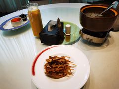 -梅花香里大酒店(郁金香路店)
