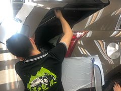 -鲨鱼皮汽车凹陷玻璃修复(静安店)