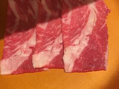 -牛YO寿喜烧·铁板烧和牛火锅自助(市府恒隆店)
