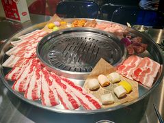 -哈哈碳都·牛肋条无限自助烤肉(宝龙店)