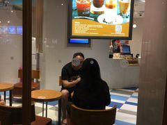 -85度C(生甜甜圈研究工坊·上海平凉店)