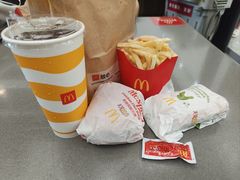 -麦当劳(深圳北站高铁店)