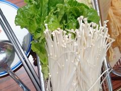 -沙胆彪炭炉牛杂煲(成都玉林店)