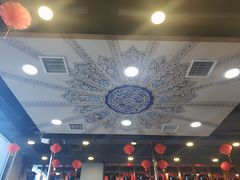 -楼外楼大刀肉传统火锅居(幸福街店)