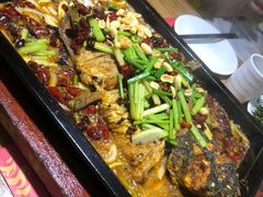 -二钢串叔麻辣烫(华龙大厦店)