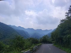 -龙潭大峡谷