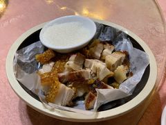 脆口烧肉-园林美食城·本土农家菜(杨和镇店)