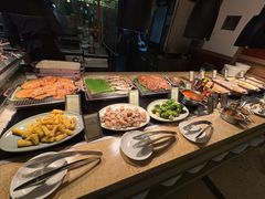-大中华希尔顿酒店-念自助餐·海南美食·三文鱼