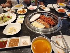 -木槿花韩式炭烤·熟成肉工坊(孙文东路店)