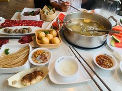 -潮牛壹号鲜牛肉火锅(光谷天地店)