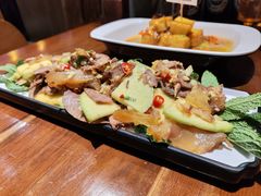 -隔壁老王·家常云南菜(皇冠店)