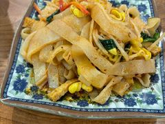 -袁家村关中印象体验店(砂之船奥特莱斯店)