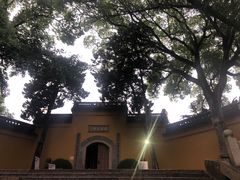 -灵岩山风景区