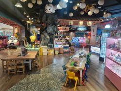 -卡通尼乐园(新达汇三林店)