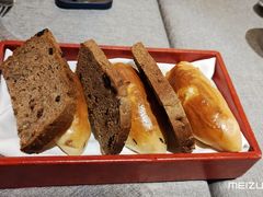 -Primotable高桌牛排馆(外滩店)