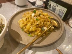油渣高山小土豆-渔语鱼新川菜Bistro(万象天地店)