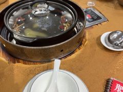 -濠轩阁特色生蚝火锅总店