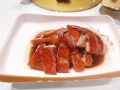 招牌恒益烧鹅-百年恒益烧腊海鲜酒家·非遗传承(广州黄埔店)