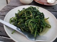 蒜蓉空心菜-Cau Go Vietnamese Cuisine