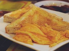 招牌滑蛋厚多士-龙凤冰室