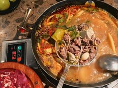 -贵厨酸汤牛肉(花果园国际中心店)