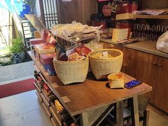 -阿婆情腊排骨火锅·野生菌季(古城旗舰店)